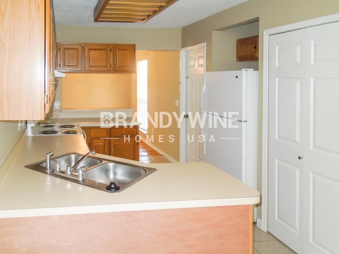 Building Photo - 8145 Mactavish Way W