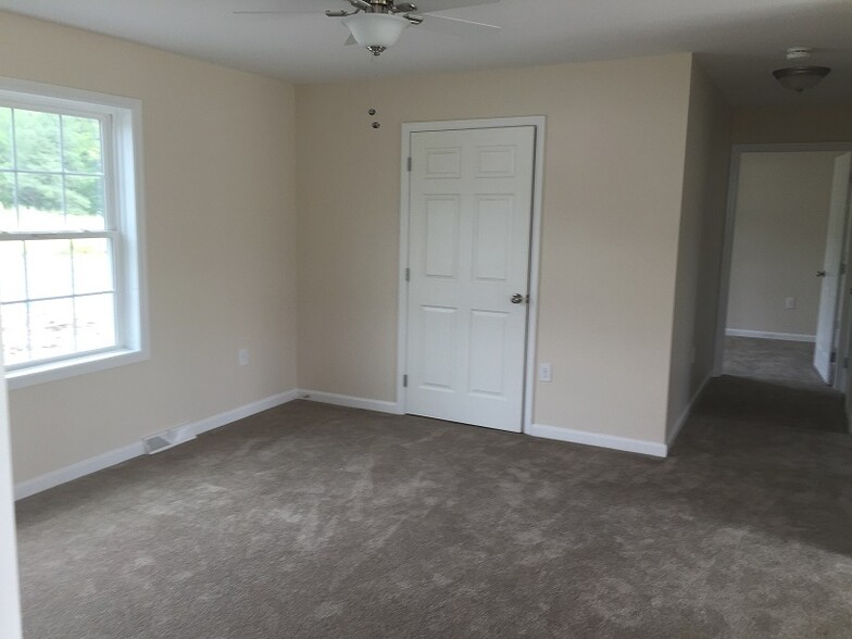 Building Photo - 38 Rudd Farm Dr