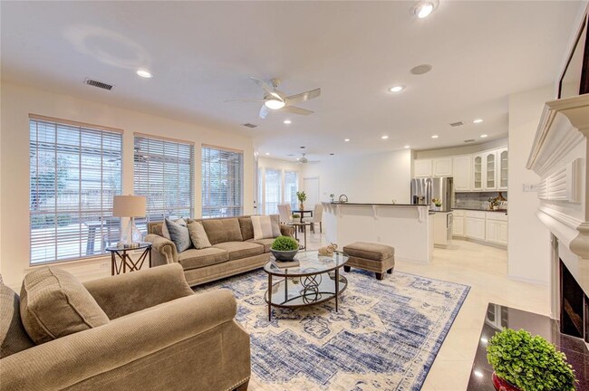 Building Photo - 13515 N Tracewood Bend