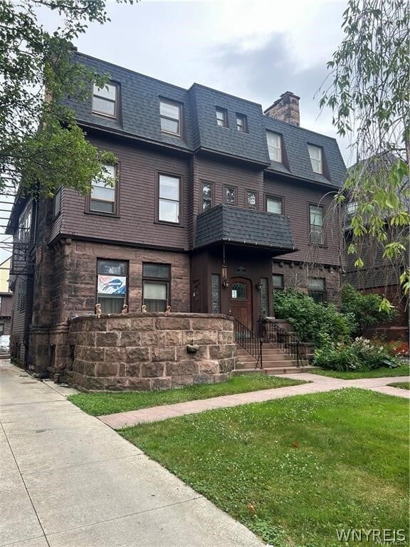 Building Photo - 307 Summer St