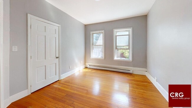 Building Photo - 19 Chilcott Pl