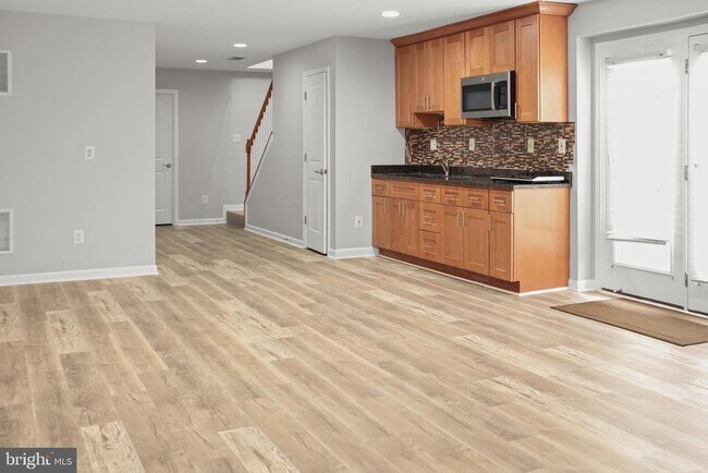 Building Photo - 24839 Somerby Dr