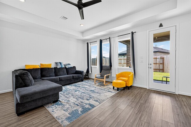 Building Photo - 9703 Arrigoni Creek Dr