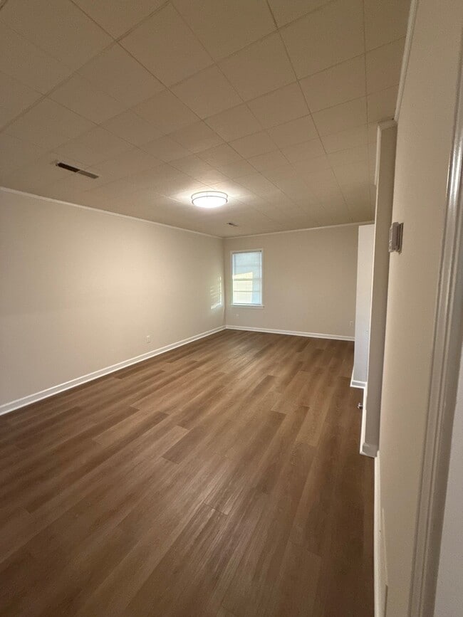 Building Photo - 35 Wiley Dr