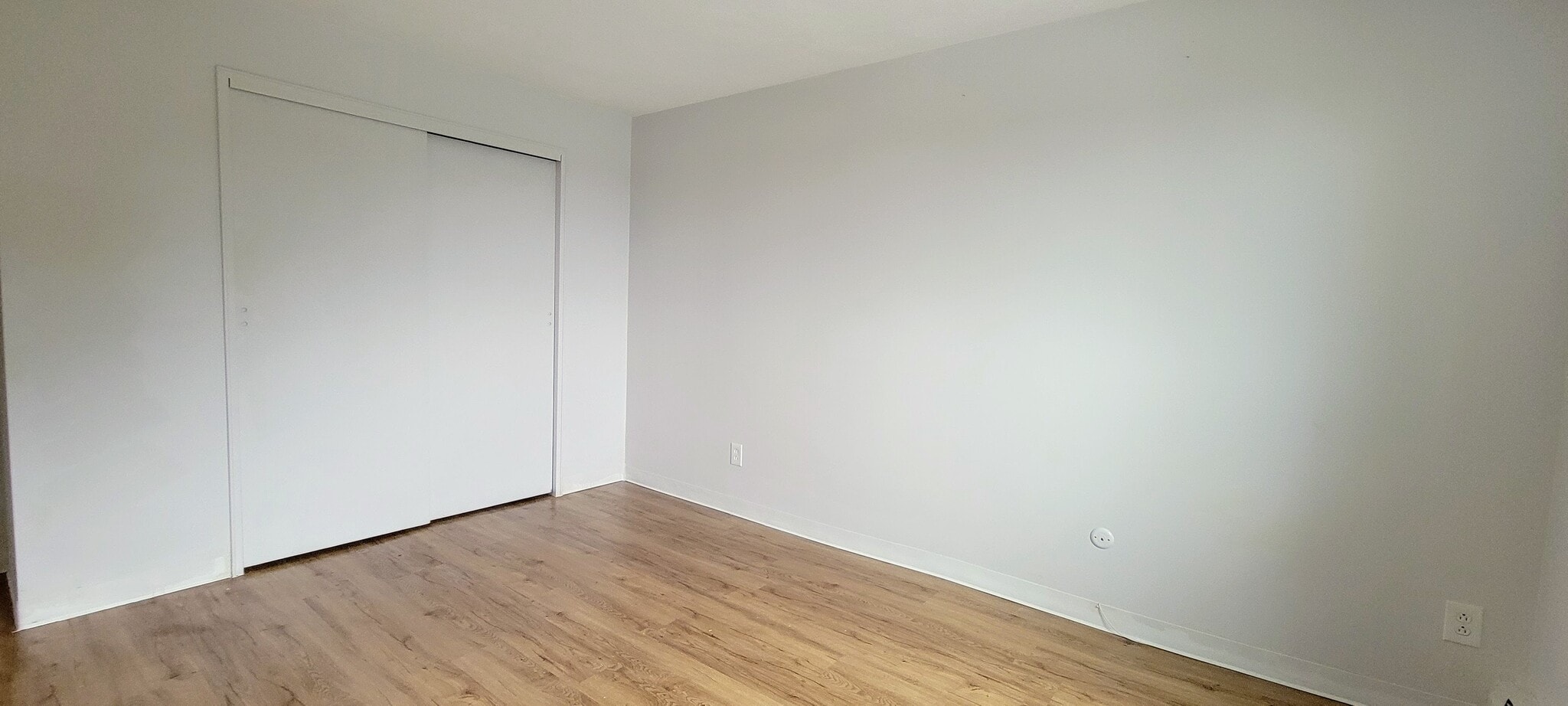 bedroom - 100 Grand View Ave