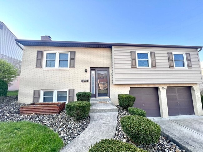 Building Photo - Apple Hill Community - 3 Bedroom 2 Bathroom - Beautiful Home for Rent!