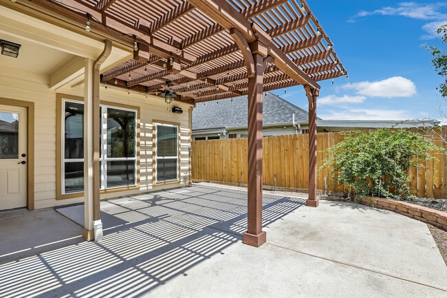 Building Photo - 9960 Cassowary Dr