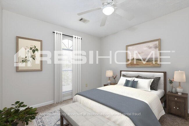 Building Photo - 5747 Mistyview Dr