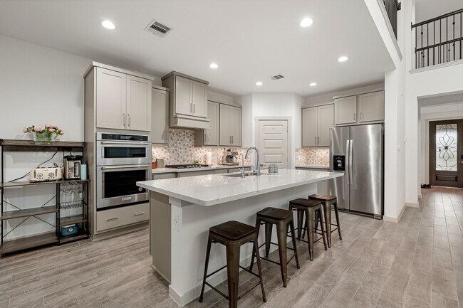 Building Photo - 29335 Red Rocks Pk Dr