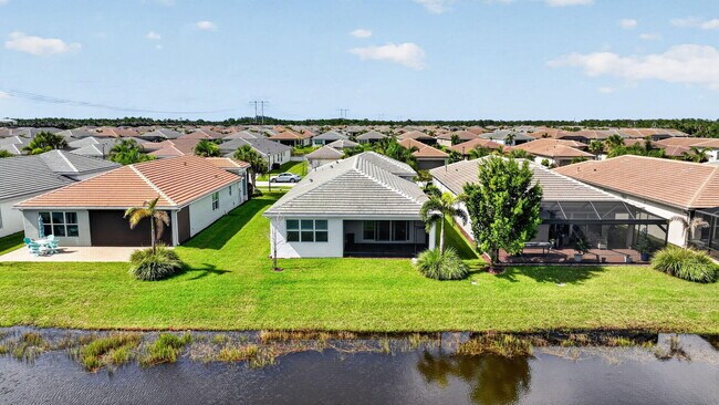 Building Photo - 13352 SW River Rock Rd