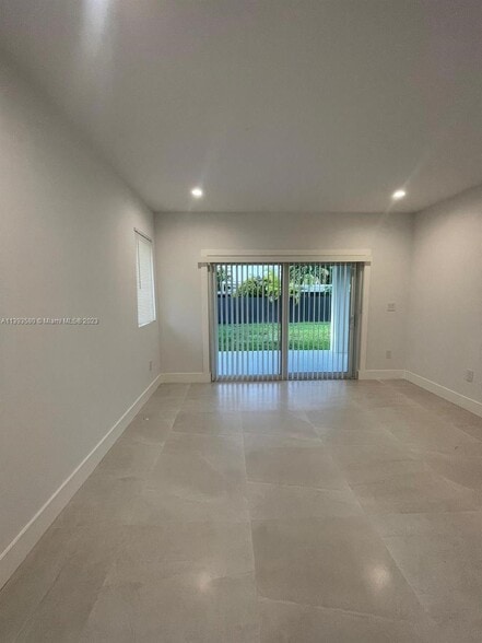 Building Photo - 6331 SW 23rd St