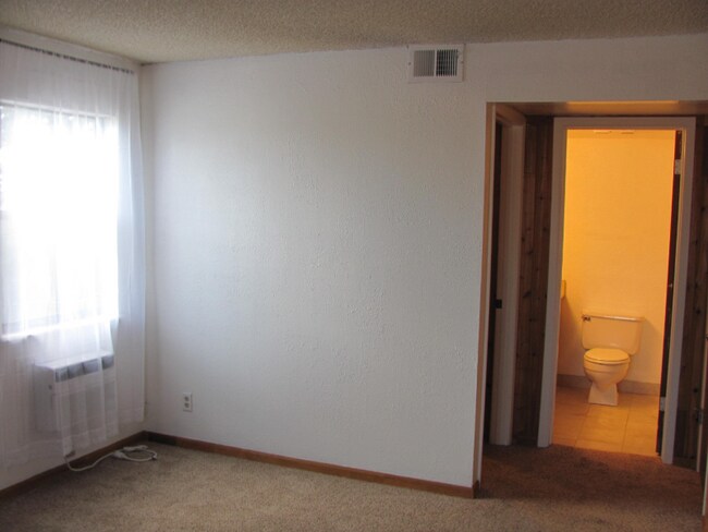 Building Photo - 4866 S Dudley St