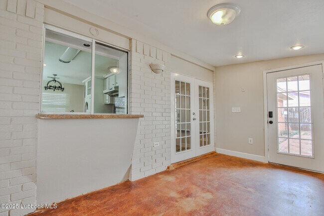 Building Photo - 5720 3rd St