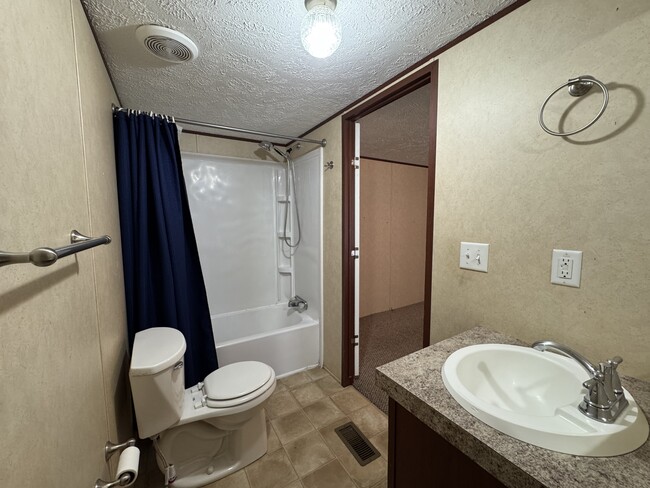 Building Photo - 330 Gaither Rd