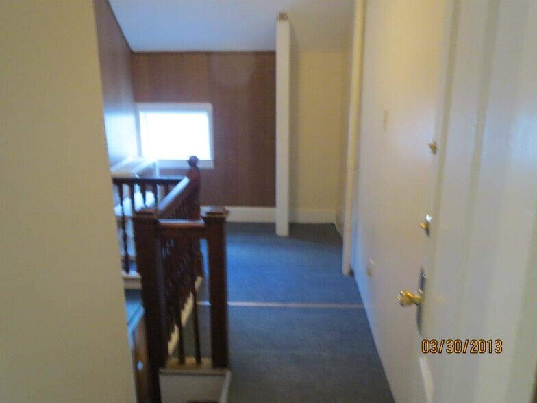 Building Photo - 1320 Cranston St