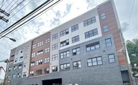 Building Photo - 216 Paterson St