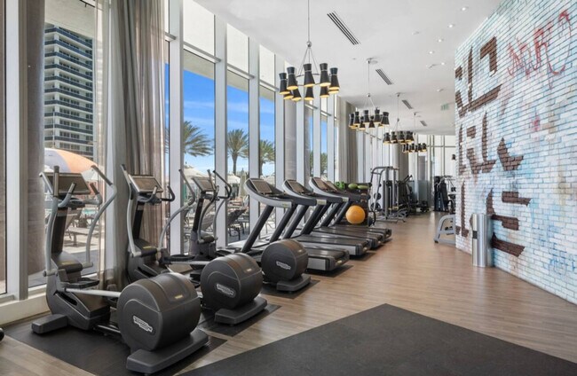 Building Photo - 4111 S Ocean Dr