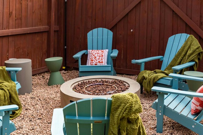 Building Photo - 2002 Chittim Trail Dr