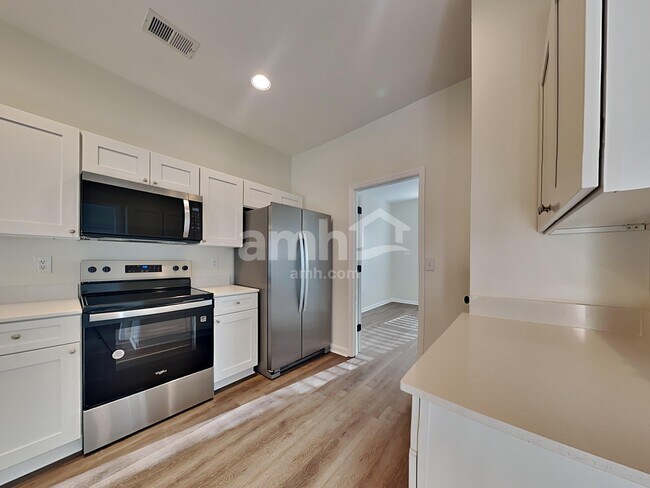 Building Photo - 328 Rice Bay Dr