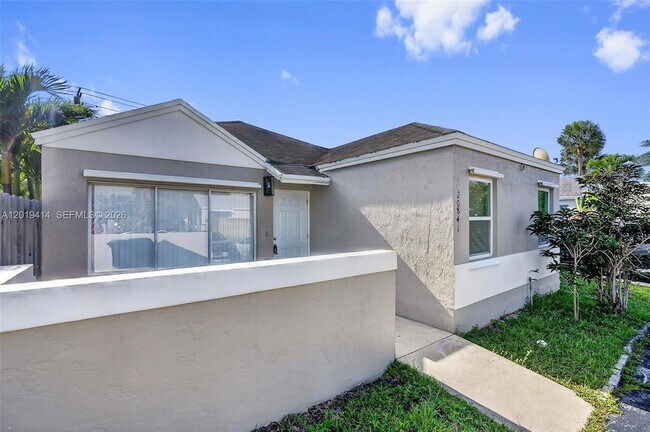 Building Photo - 20841 SW 103rd Ct