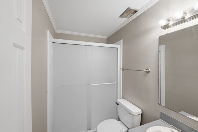 Building Photo - Spacious 4BR with Beautiful Backyard Retreat!