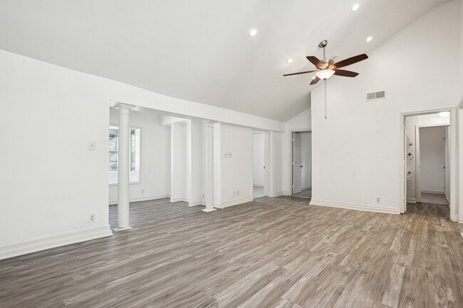 Building Photo - 4435 Yates Rd