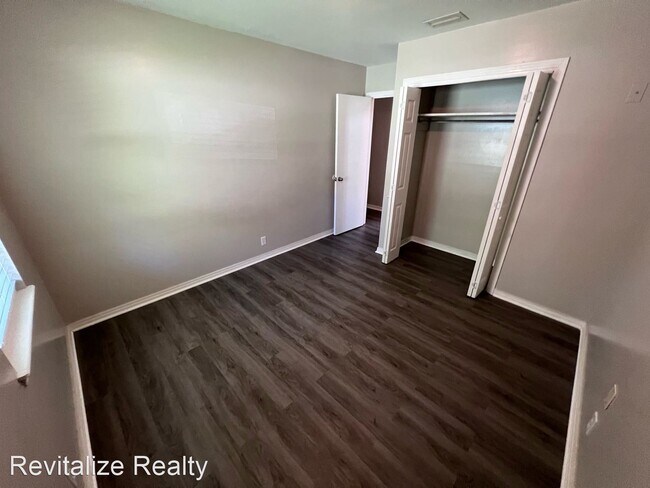 Building Photo - 4 br, 2.5 bath House - 4317 Packingham Dr,