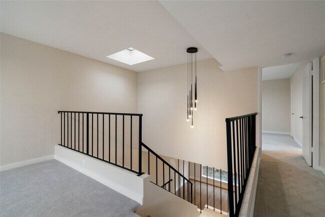 Building Photo - 1300 Augusta Dr