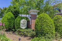 Building Photo - 3024 Eltham Pl