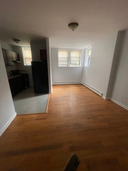 Building Photo - 65 Prospect St