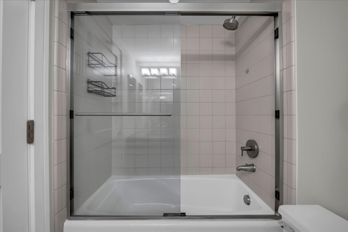 Building Photo - 411 S Old Woodward Ave