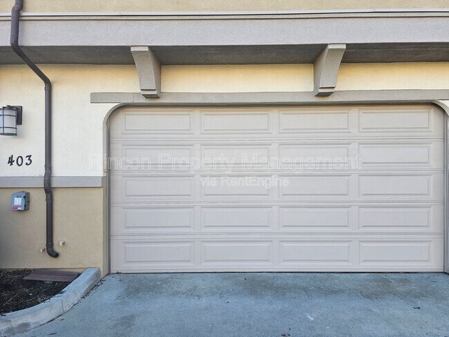 Building Photo - 209 Westpark Ct