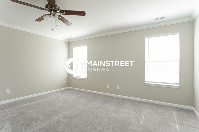 Building Photo - 4 Bedroom Pet-Friendly Home in Wake Forest...