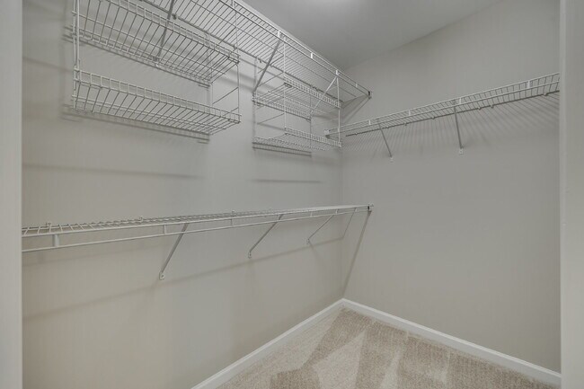 Building Photo - "Charming 3-Bedroom Retreat in Fort Mill -...