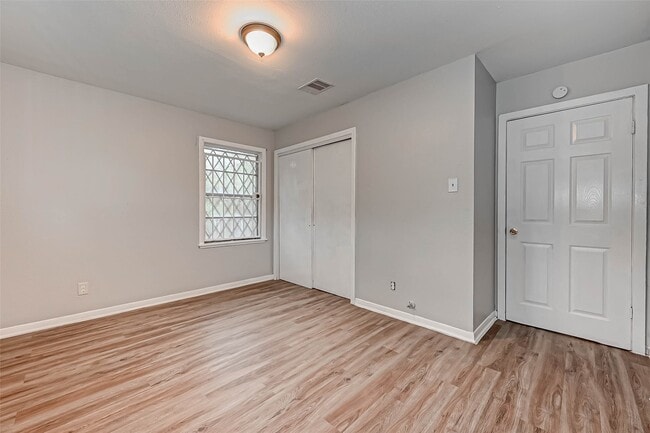 Building Photo - 4203 Tavenor Ln