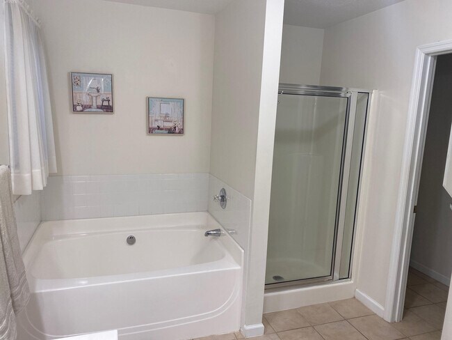 Bathroom #2 - 1191 Carriage Dr