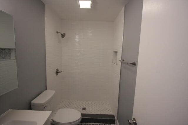 Building Photo - 1143 Goldenrod Rd