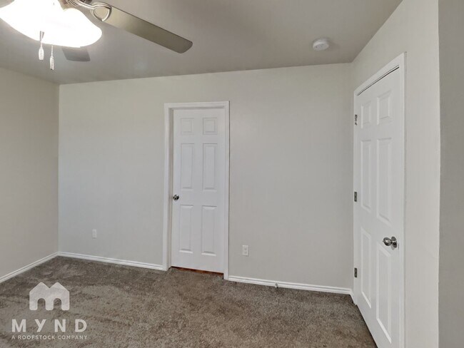 Building Photo - 10529 NW 19th St