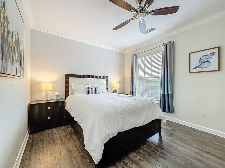 Building Photo - 1375 Tuscana Ln