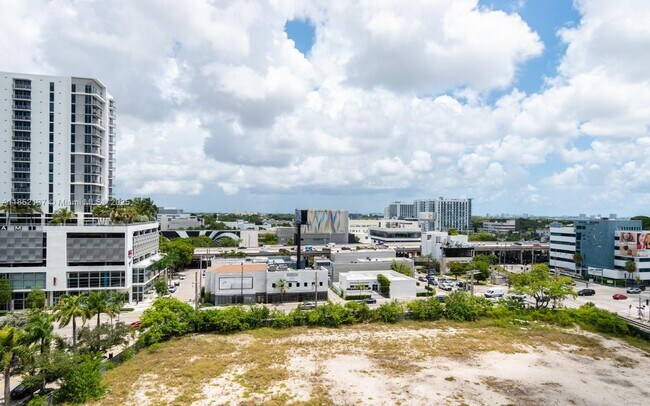 Building Photo - 3470 E Coast Ave