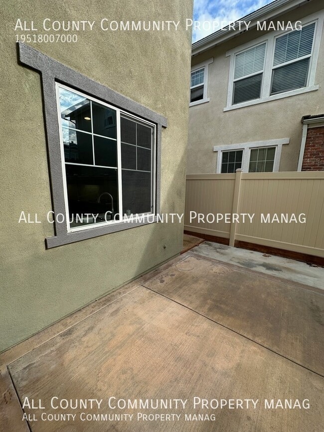 Building Photo - 18066 Lemon Dr