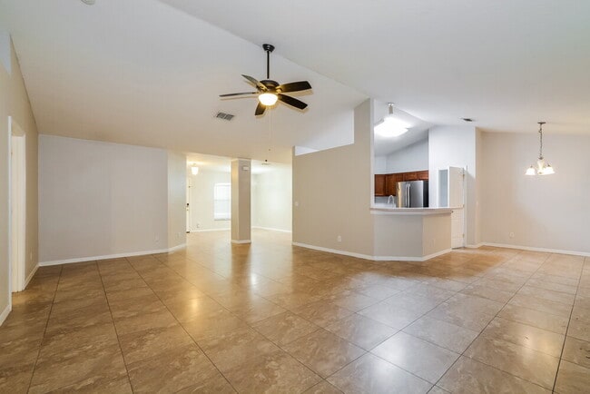 Building Photo - 708 Haven Oak Ct