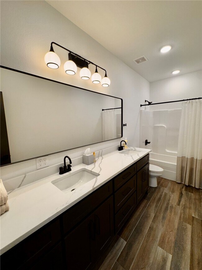 Building Photo - 8881 Williams Rd