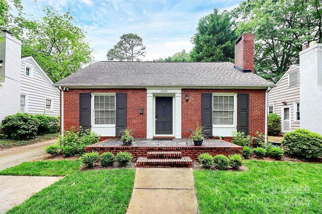 Primary Photo - 2009 Truman Rd