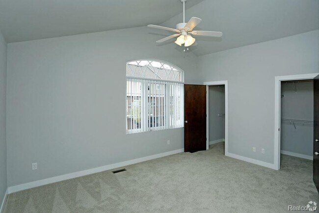Building Photo - 6145 WINDEMERE LN