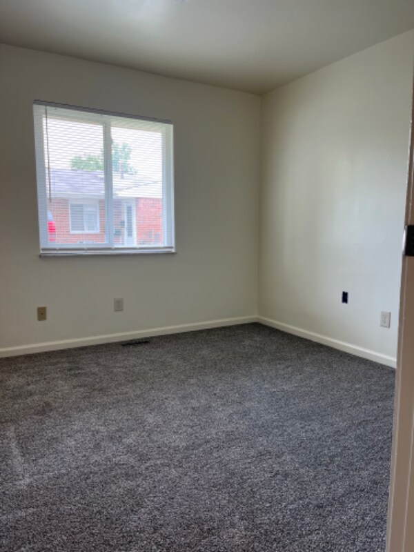 Building Photo - 4647 Croftshire Dr