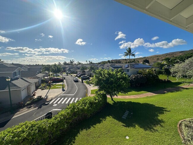 Building Photo - Beautiful 3 BD / 2 BA Townhome in Ko Olina!