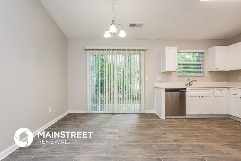 Building Photo - 819 Martin Rd