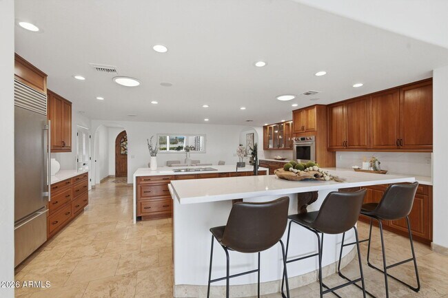 Building Photo - 6302 E Cochise Rd