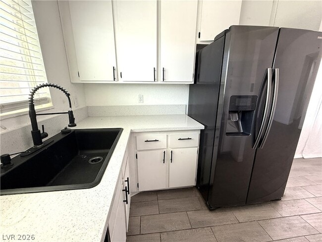 Building Photo - 7311 Girard Dr
